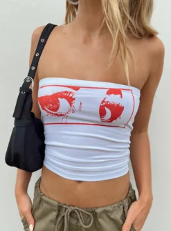 Princess Polly Horror Eyes Tube Top White / Red -Femme Flair 6 modelinfo saskia us2 98ec5302 3f08 4d71 958e 43b229d4332e